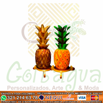 Piña Centro De Mesa En Madera