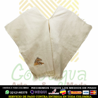 Poncho Bordado